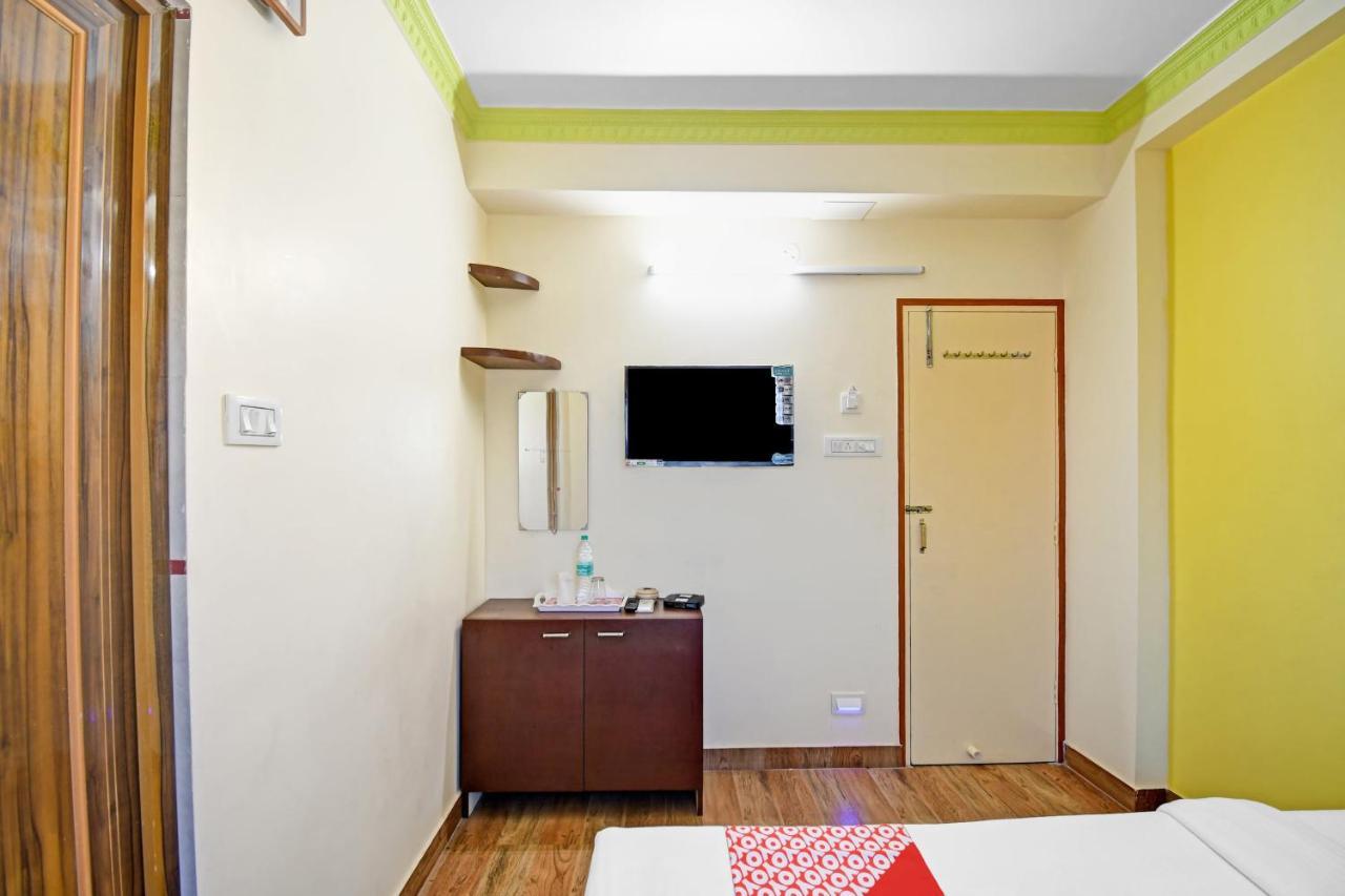 Oyo Flagship 84655 S S Guest House Kolkata Luaran gambar