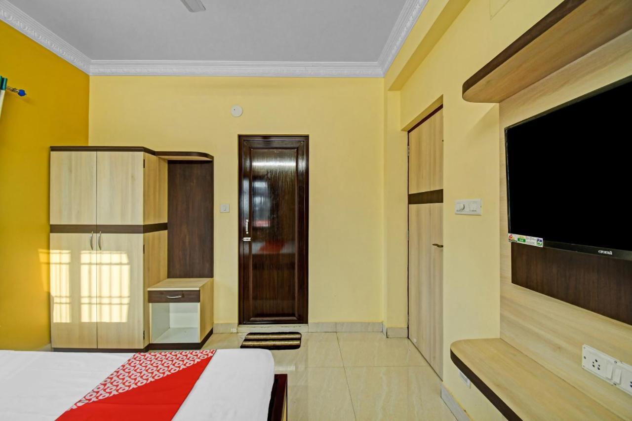 Oyo Flagship 84655 S S Guest House Kolkata Luaran gambar
