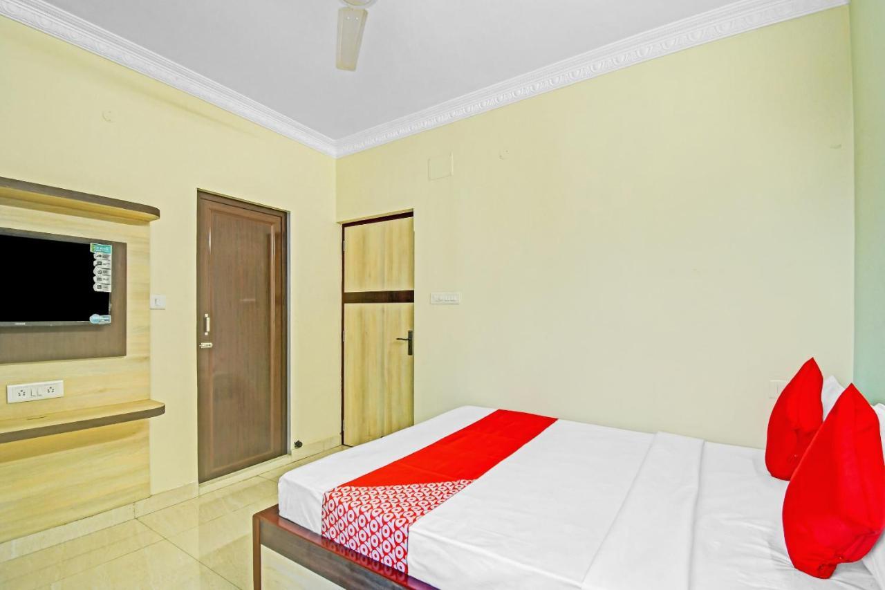 Oyo Flagship 84655 S S Guest House Kolkata Luaran gambar