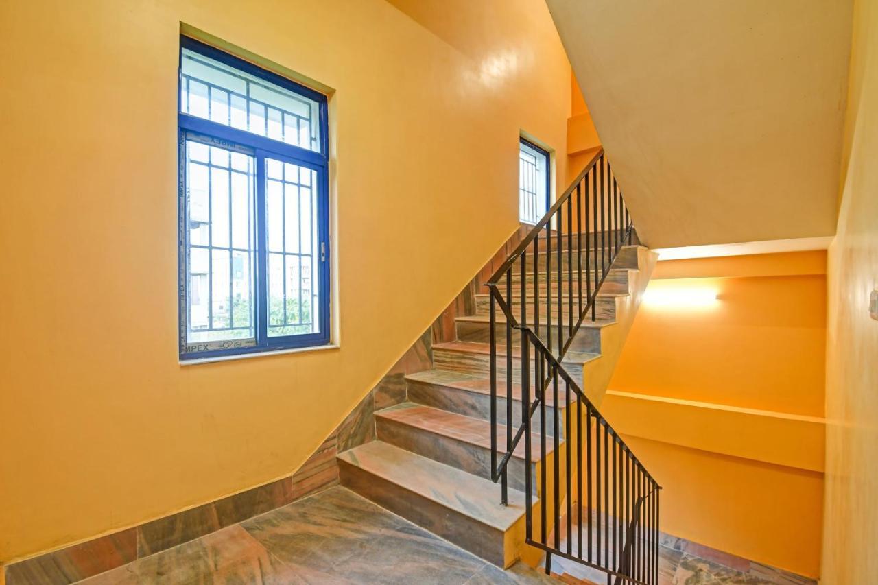 Oyo Flagship 84655 S S Guest House Kolkata Luaran gambar