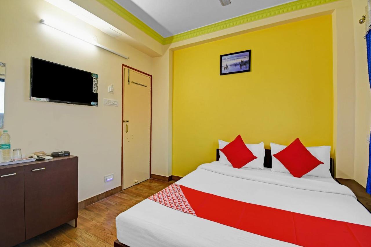 Oyo Flagship 84655 S S Guest House Kolkata Luaran gambar