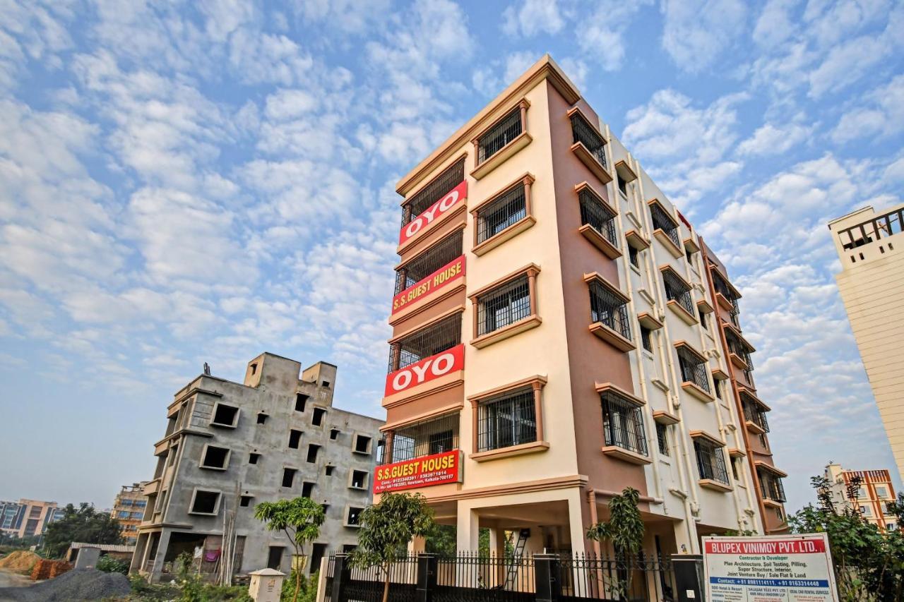 Oyo Flagship 84655 S S Guest House Kolkata Luaran gambar